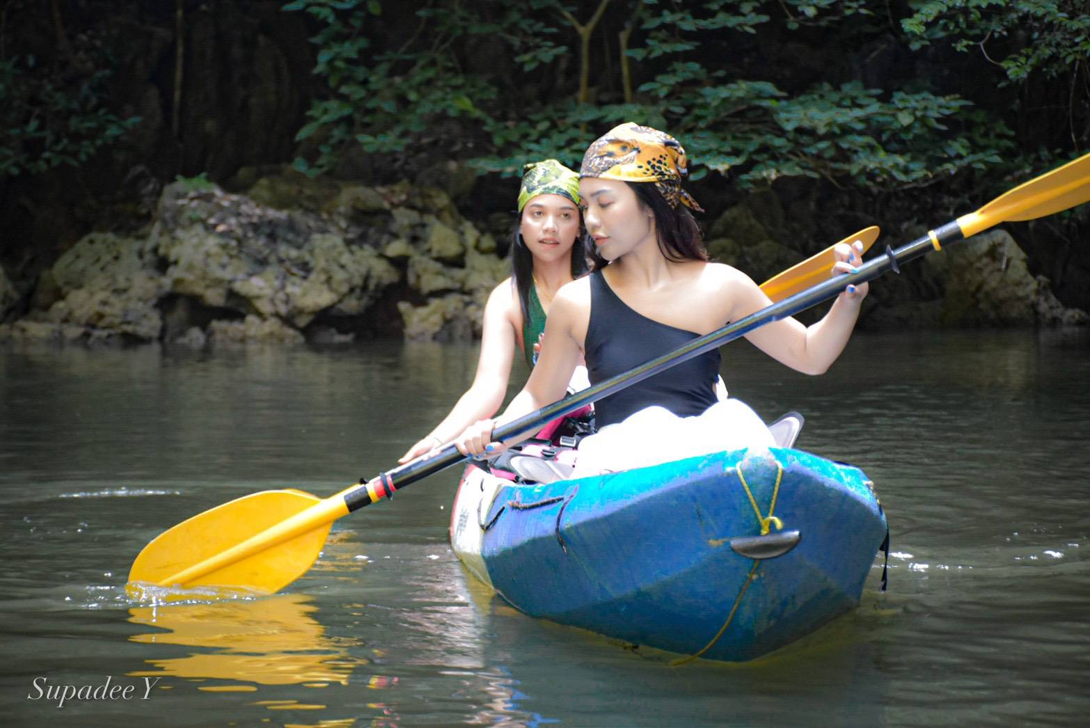 พายเรือคายัค