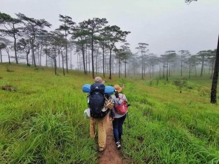 เดินป่ากับแฟน 